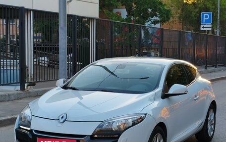Renault Megane III, 2013 год, 937 000 рублей, 1 фотография