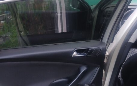 Volkswagen Passat B6, 2007 год, 635 000 рублей, 2 фотография
