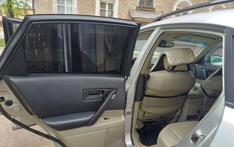 Infiniti FX I, 2003 год, 670 000 рублей, 19 фотография
