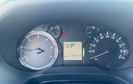 Toyota Land Cruiser Prado 150 рестайлинг 2, 2022 год, 7 850 000 рублей, 15 фотография