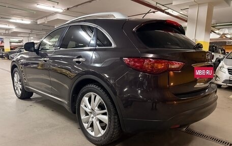 Infiniti QX70, 2014 год, 3 350 000 рублей, 7 фотография