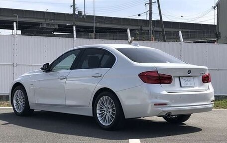BMW 3 серия, 2017 год, 1 451 000 рублей, 13 фотография