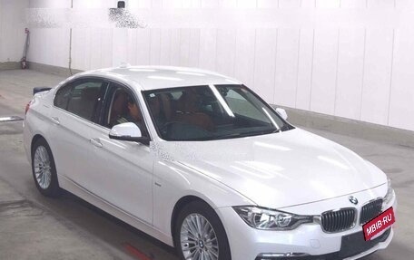 BMW 3 серия, 2017 год, 1 451 000 рублей, 3 фотография
