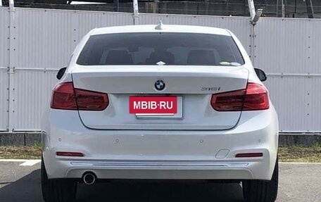 BMW 3 серия, 2017 год, 1 451 000 рублей, 15 фотография