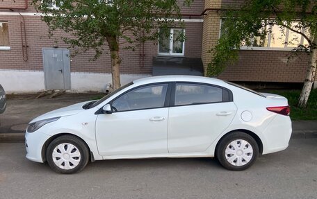 KIA Rio IV, 2019 год, 750 000 рублей, 2 фотография