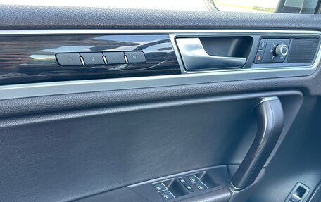 Volkswagen Touareg III, 2016 год, 3 800 000 рублей, 17 фотография
