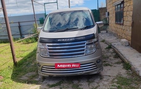 Nissan Elgrand III, 2002 год, 1 070 000 рублей, 7 фотография