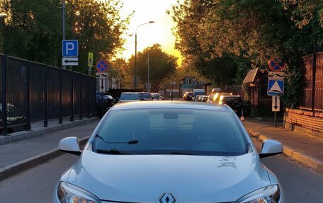 Renault Megane III, 2013 год, 937 000 рублей, 2 фотография