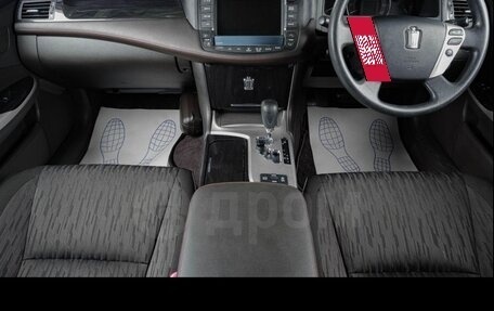 Toyota Crown, 2010 год, 1 700 000 рублей, 10 фотография