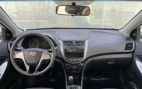 Hyundai Solaris II рестайлинг, 2016 год, 710 000 рублей, 17 фотография