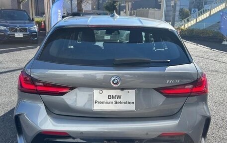 BMW 1 серия, 2022 год, 1 313 000 рублей, 5 фотография