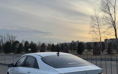 Hyundai Elantra, 2023 год, 1 400 000 рублей, 3 фотография