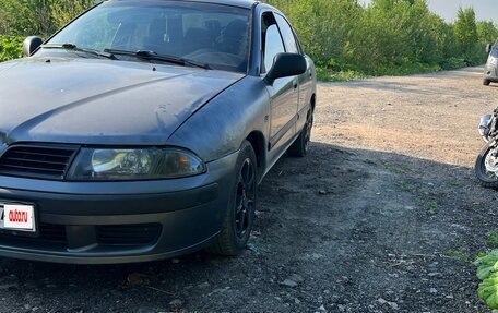 Mitsubishi Carisma I, 2002 год, 165 000 рублей, 2 фотография