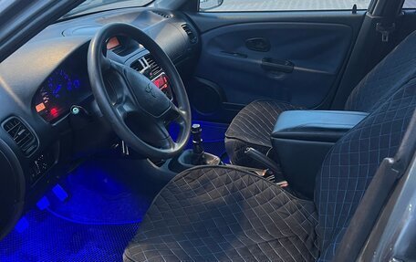 Mitsubishi Carisma I, 2002 год, 165 000 рублей, 7 фотография