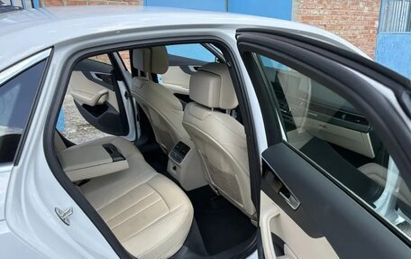 Audi A4, 2021 год, 3 200 000 рублей, 13 фотография