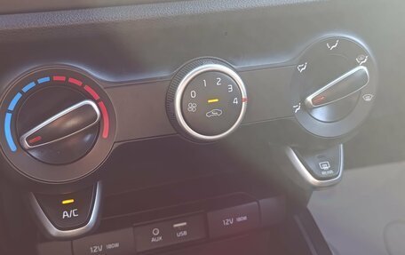 KIA Rio IV, 2018 год, 1 460 000 рублей, 21 фотография