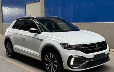 Volkswagen T-Roc I, 2021 год, 1 600 000 рублей, 1 фотография