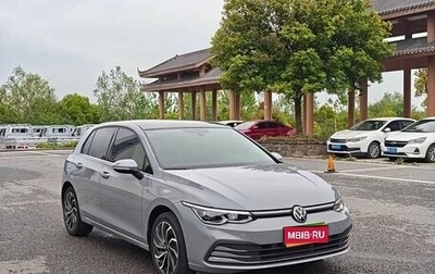 Volkswagen Golf VIII, 2023 год, 1 650 000 рублей, 1 фотография