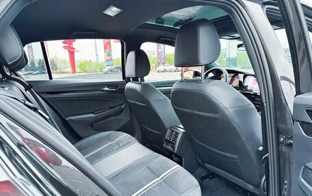 Volkswagen Golf VIII, 2022 год, 2 070 800 рублей, 19 фотография