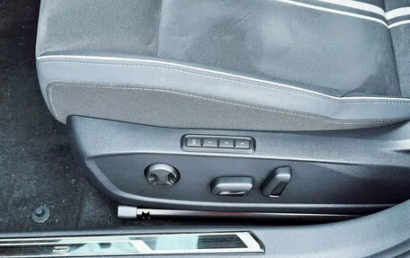 Volkswagen Golf VIII, 2022 год, 2 070 800 рублей, 13 фотография