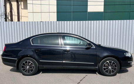 Volkswagen Passat B6, 2007 год, 535 000 рублей, 8 фотография