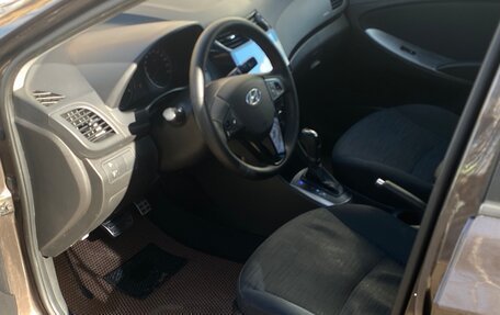 Hyundai Solaris II рестайлинг, 2015 год, 980 000 рублей, 11 фотография