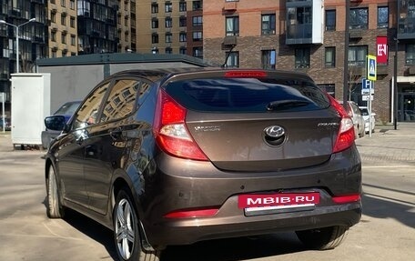 Hyundai Solaris II рестайлинг, 2015 год, 980 000 рублей, 6 фотография