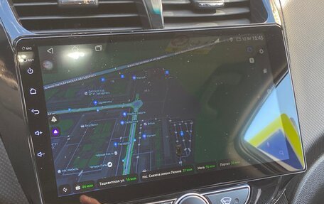 Hyundai Solaris II рестайлинг, 2015 год, 980 000 рублей, 28 фотография