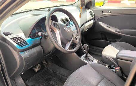 Hyundai Solaris II рестайлинг, 2014 год, 1 030 000 рублей, 7 фотография