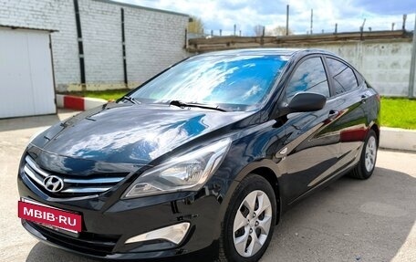 Hyundai Solaris II рестайлинг, 2014 год, 1 030 000 рублей, 2 фотография