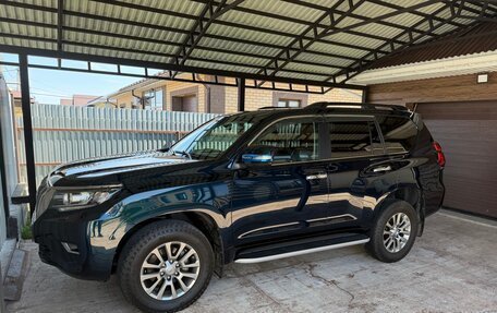 Toyota Land Cruiser Prado 150 рестайлинг 2, 2018 год, 5 300 000 рублей, 7 фотография
