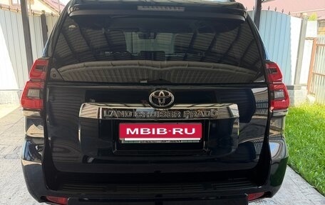 Toyota Land Cruiser Prado 150 рестайлинг 2, 2018 год, 5 300 000 рублей, 6 фотография