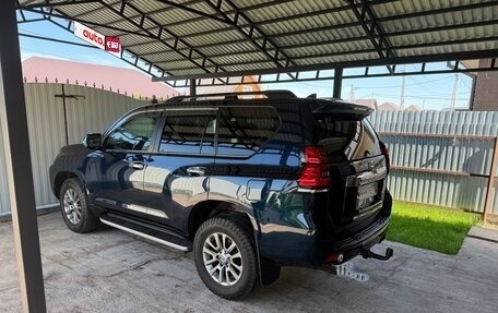 Toyota Land Cruiser Prado 150 рестайлинг 2, 2018 год, 5 300 000 рублей, 5 фотография