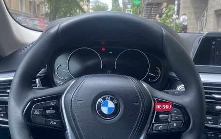 BMW 5 серия, 2018 год, 2 800 000 рублей, 2 фотография