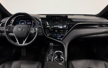 Toyota Camry, 2023 год, 3 900 000 рублей, 12 фотография