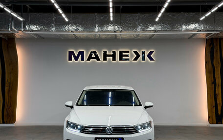 Volkswagen Passat B8 рестайлинг, 2016 год, 1 700 000 рублей, 2 фотография