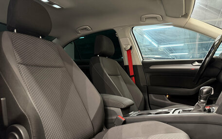 Volkswagen Passat B8 рестайлинг, 2016 год, 1 700 000 рублей, 16 фотография