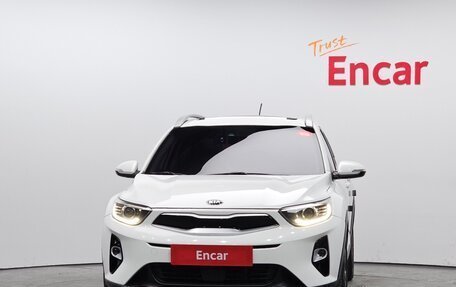KIA Stonic, 2018 год, 1 250 000 рублей, 3 фотография