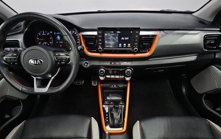 KIA Stonic, 2018 год, 1 250 000 рублей, 7 фотография