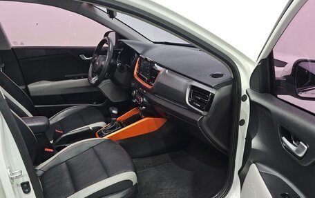 KIA Stonic, 2018 год, 1 250 000 рублей, 10 фотография