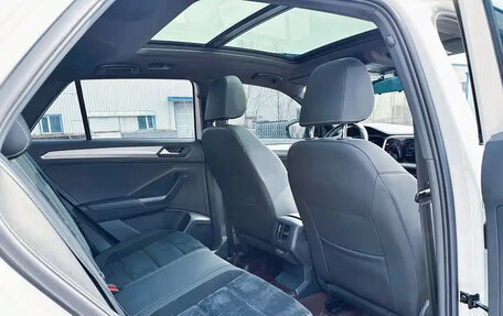 Volkswagen T-Roc I, 2022 год, 1 570 004 рублей, 15 фотография