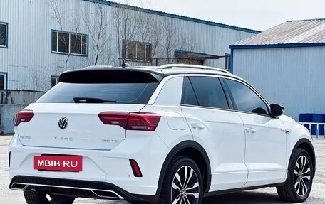 Volkswagen T-Roc I, 2022 год, 1 570 004 рублей, 7 фотография