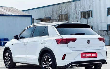 Volkswagen T-Roc I, 2022 год, 1 570 004 рублей, 5 фотография