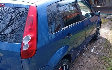 Ford Fiesta, 2007 год, 280 000 рублей, 4 фотография