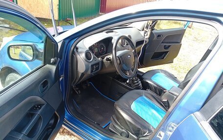 Ford Fiesta, 2007 год, 280 000 рублей, 10 фотография