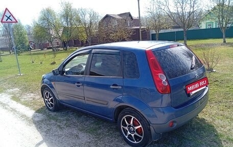 Ford Fiesta, 2007 год, 280 000 рублей, 2 фотография