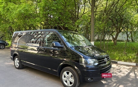 Volkswagen Multivan T5, 2011 год, 2 550 000 рублей, 4 фотография