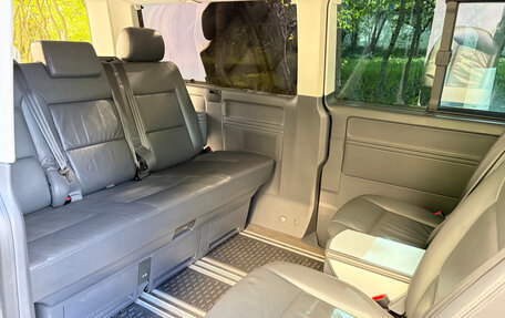 Volkswagen Multivan T5, 2011 год, 2 550 000 рублей, 14 фотография