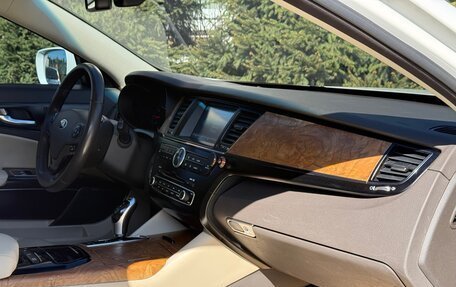 KIA Quoris I, 2013 год, 1 615 000 рублей, 22 фотография