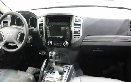 Mitsubishi Pajero IV, 2014 год, 2 520 000 рублей, 15 фотография